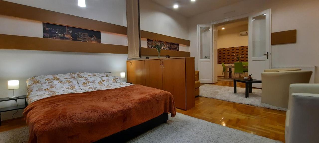 City Life Apartment Debrecen Extérieur photo