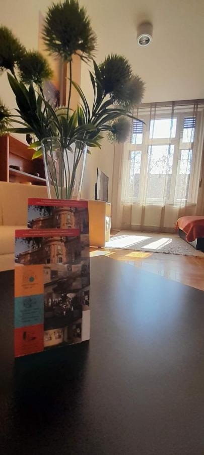 City Life Apartment Debrecen Extérieur photo